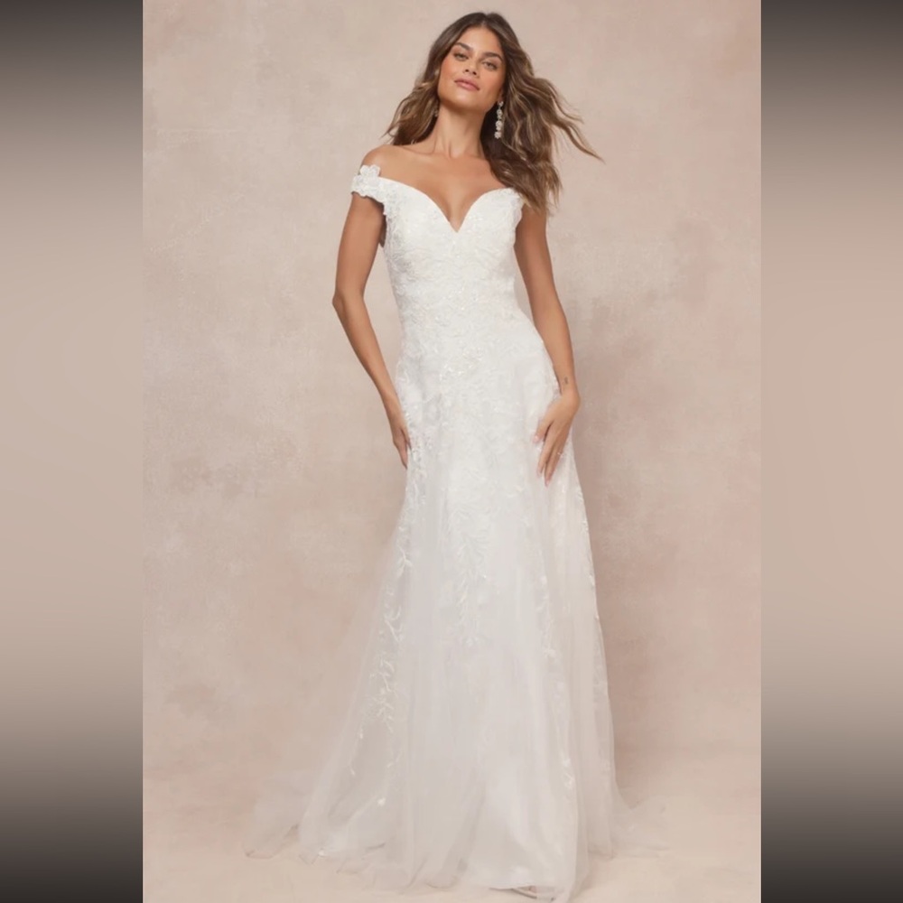 Lulus Eternally Precious Ivory
Embroidered Off-the-Shoulder Wedding Dress